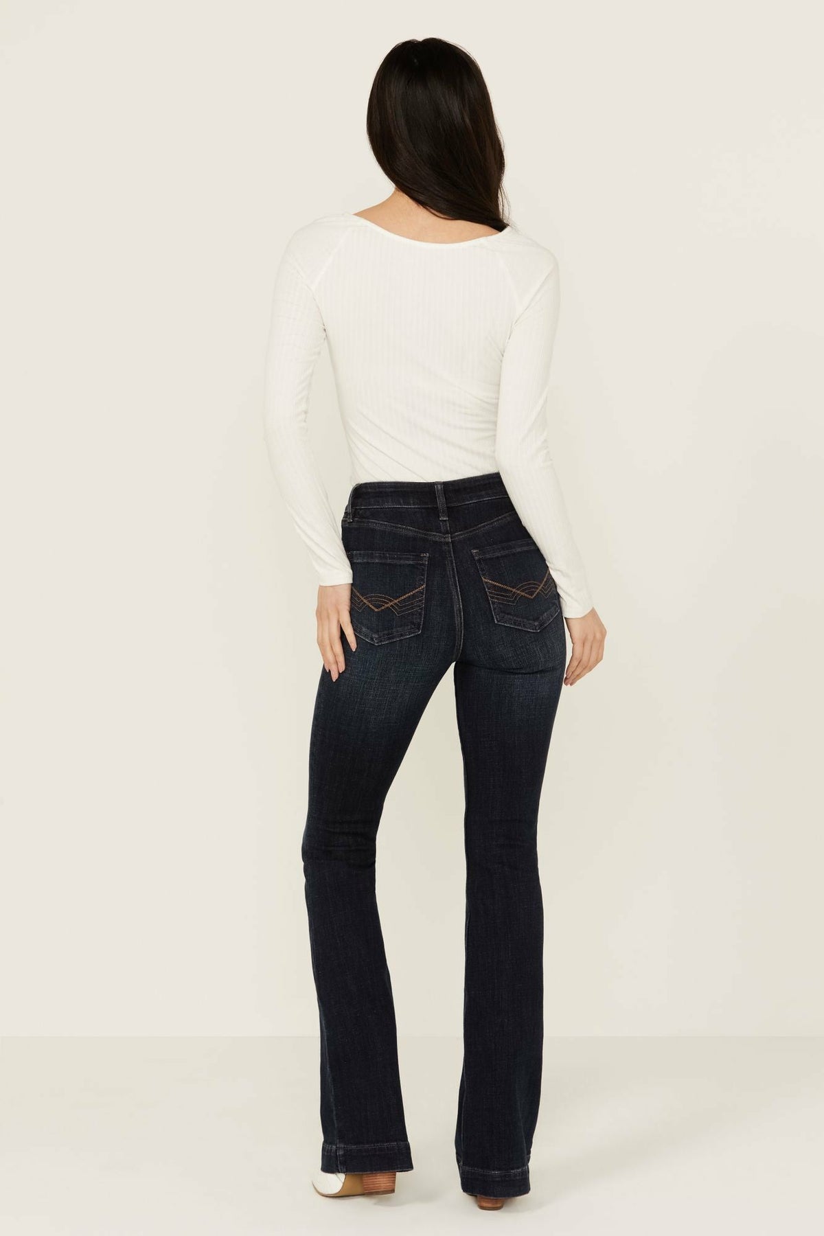 Idyllwind Women | Regent Dark Wash Gypsy High Rise Seamed Bootcut Comfort Stretch Denim Jeans