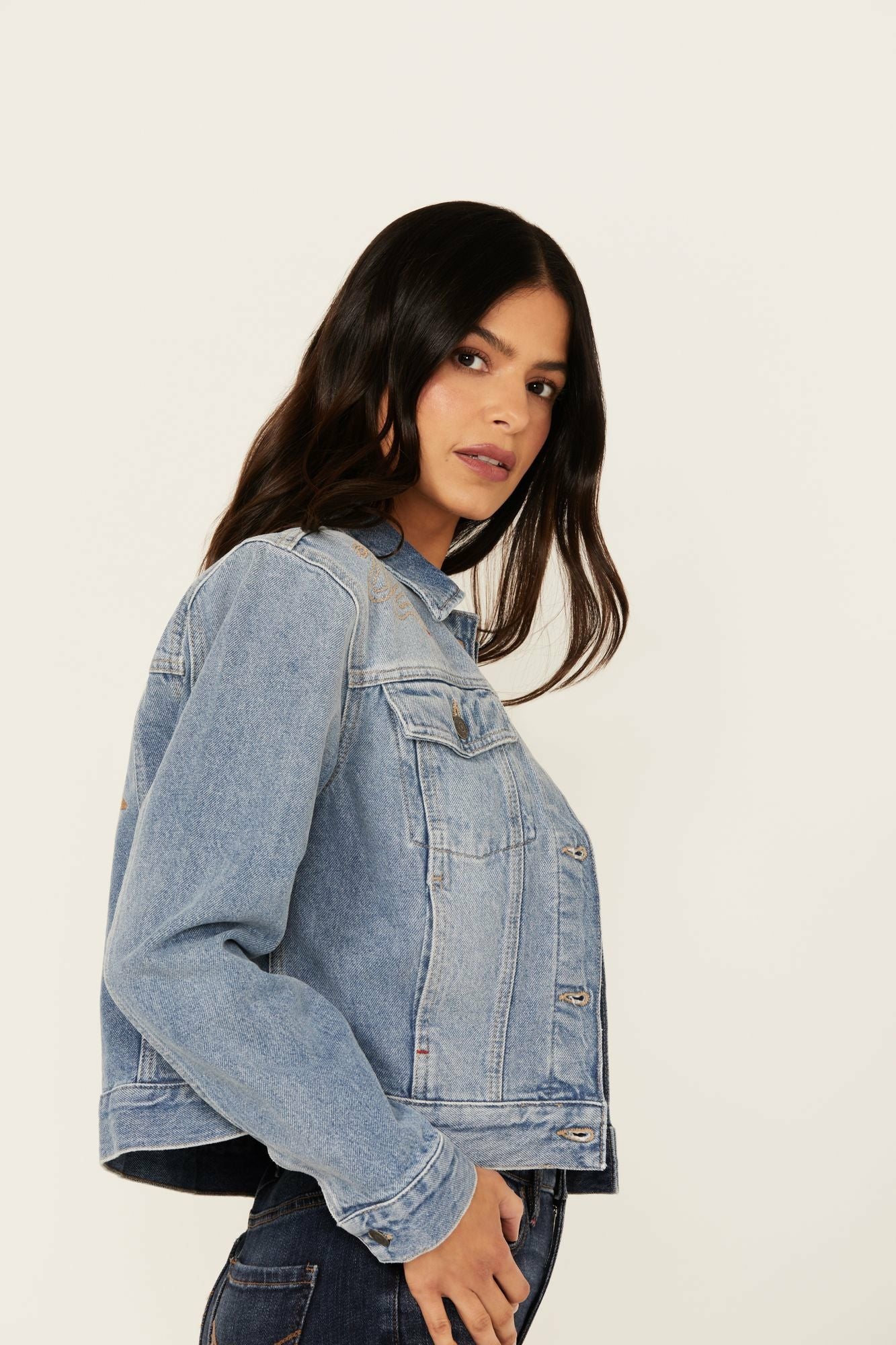 Idyllwind Women | Western Cowboy Embroidered Rigid Medium Wash Trucker Jacket