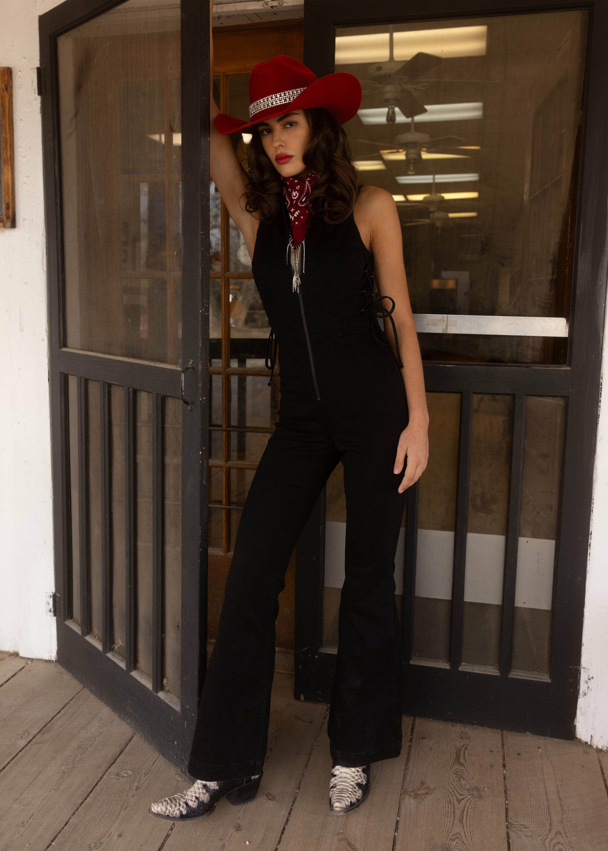 Idyllwind Women | Lawson Stretch Lace Detail Flare Jumpsuit