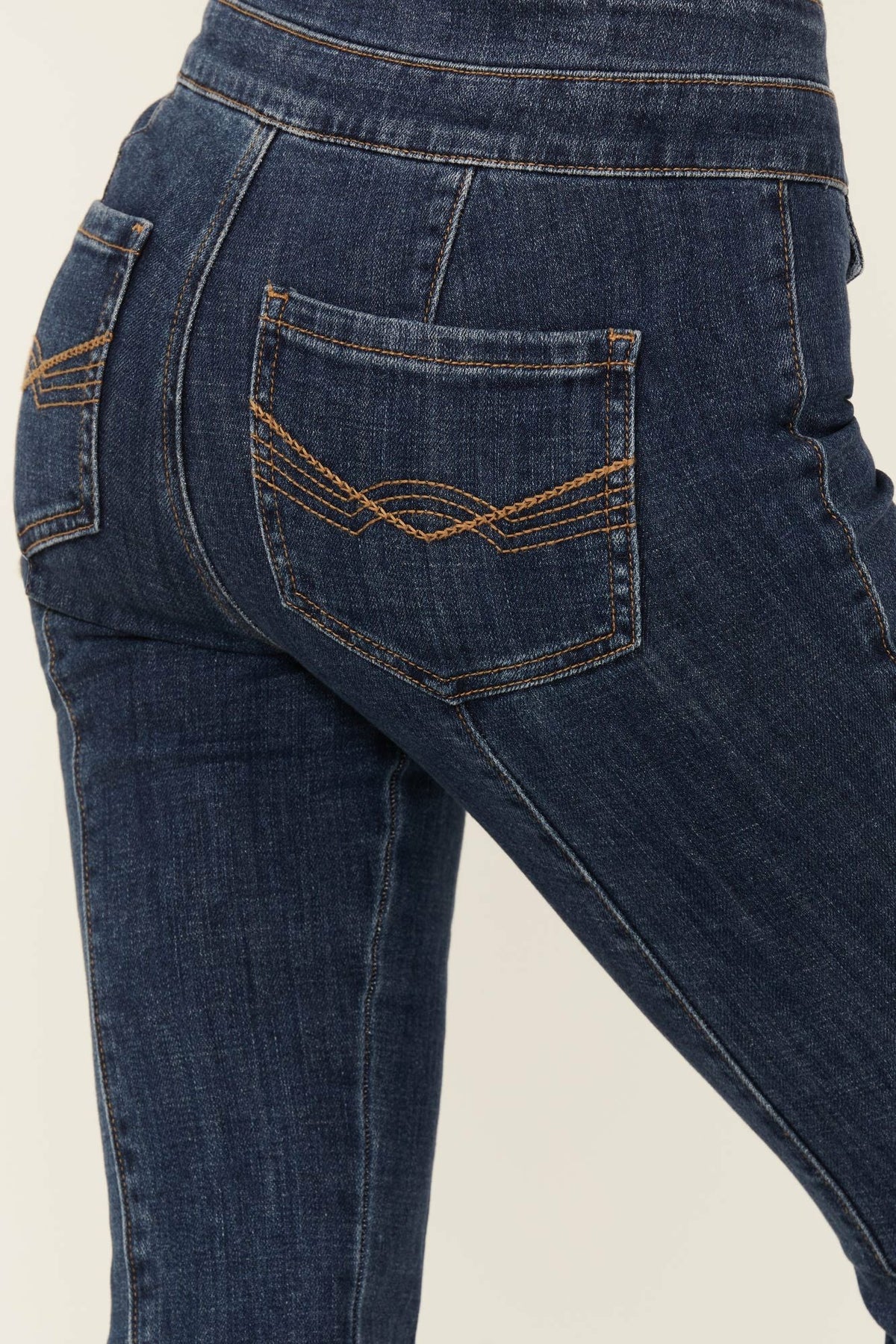 Idyllwind Women | La Vista Dark Wash Legend High Rise Bootcut Comfort Stretch Denim Jeans