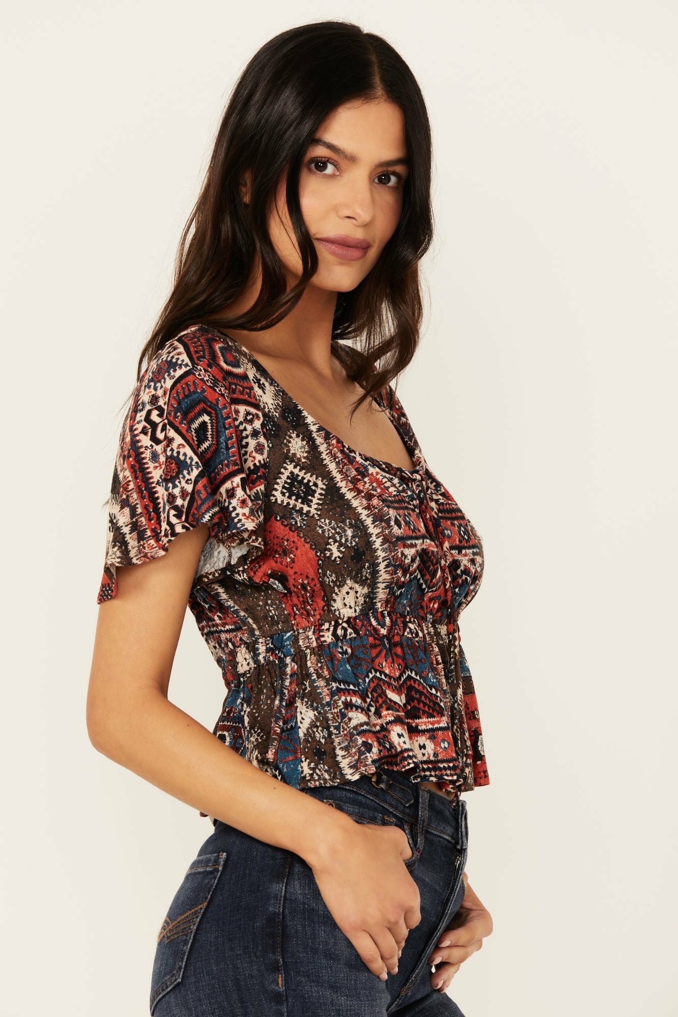 Idyllwind Women | Stirrup Print Short Sleeve Cropped Shirt