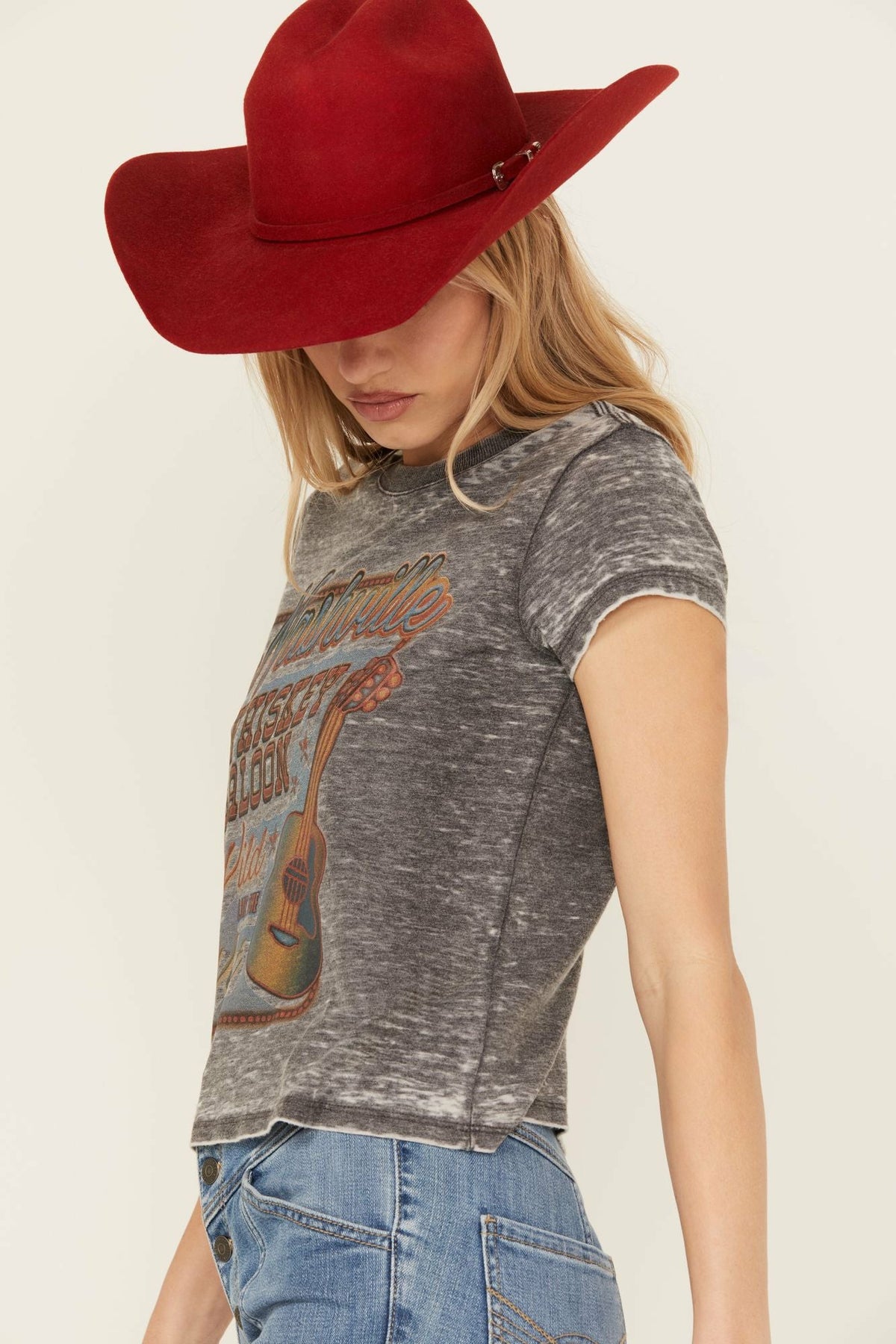 Idyllwind Women | Nashville Whiskey Saloon Short Sleeve Graphic Tee