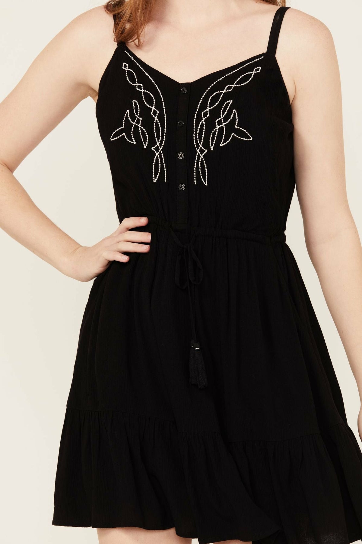 Idyllwind Women | Wilsonia Tie Front Western Embroidered Dress