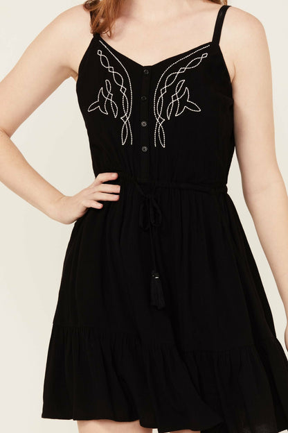 Idyllwind Women | Wilsonia Tie Front Western Embroidered Dress