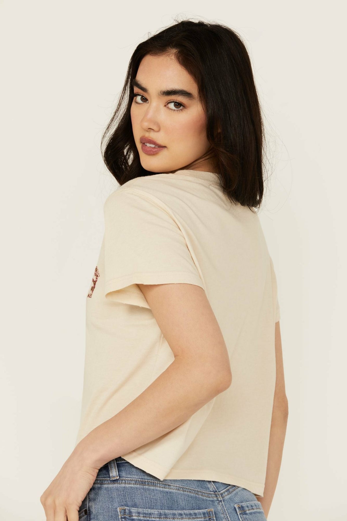 Idyllwind Women | Sorry Gone Country Short Sleeve Cropped Graphic Tee