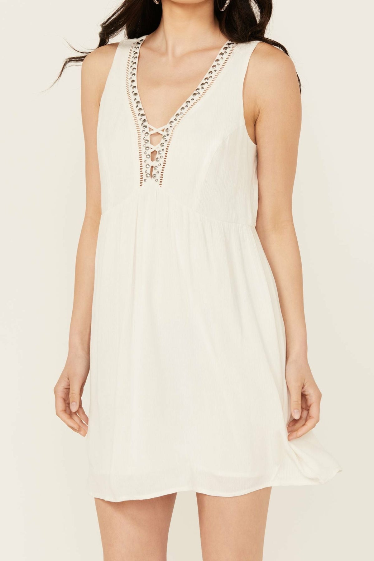 Idyllwind Women | Winfrey Criss Cross Front Embellished Dress