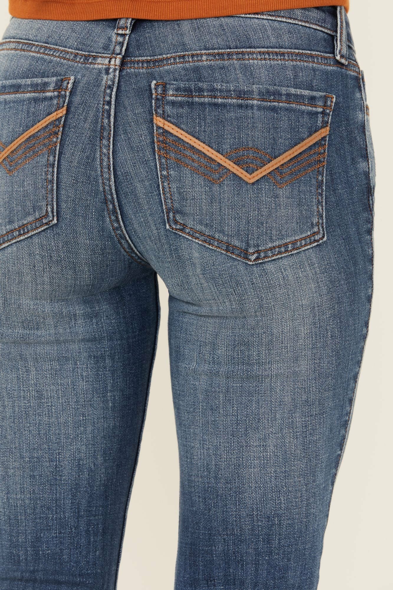 Idyllwind Women | Bayside Medium Wash Mid Rise Bootcut Stretch Denim Jeans