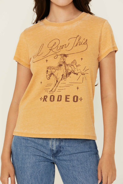 Idyllwind Women | I Run This Rodeo Short Sleeve Relaxed Graphic Tee