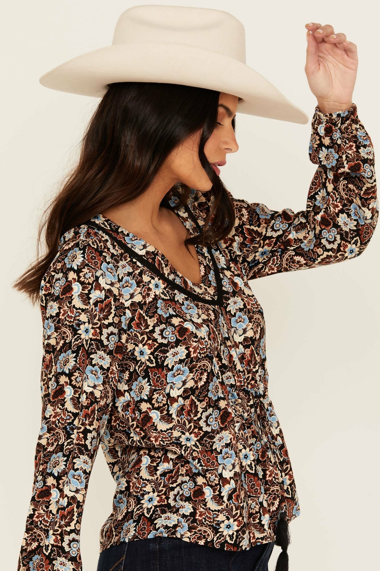 Idyllwind Women | Romance Floral Print Long Sleeve Top